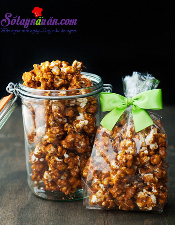 Bắp rang bơ caramel tự làm cực dễ cực ngon