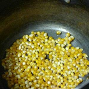 Cách làm bắp rang bơ cay