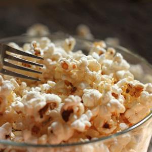 Cách làm bắp rang bơ đường