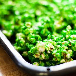 Cách làm bắp rang bơ xanh lá cây