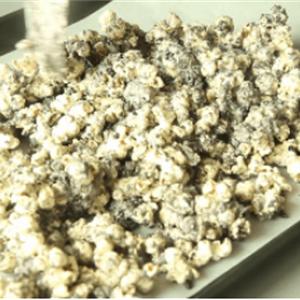 Cách làm bắp rang Oreo