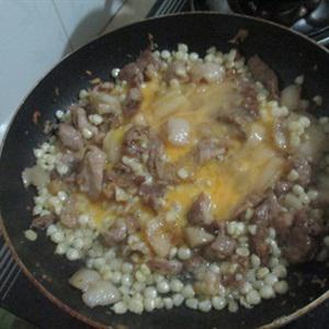 Cách làm bắp xào thịt heo