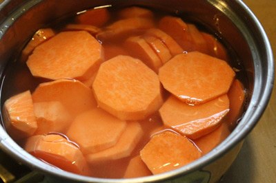 Bật mí cách làm mứt khoai lang dẻo đà lạt vừa ngon vừa bảo quản lâu