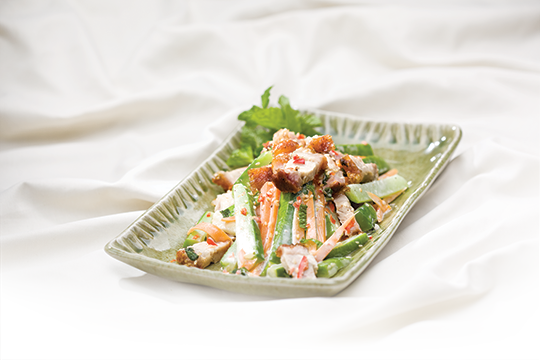 Bầu non trộn heo quay