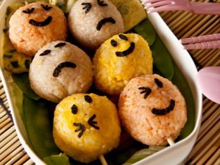 Bento sắc màu