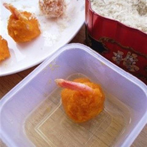 Cách làm bí đỏ bọc tôm chiên xù