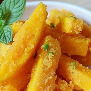 Cách làm bí đỏ chiên trứng muối