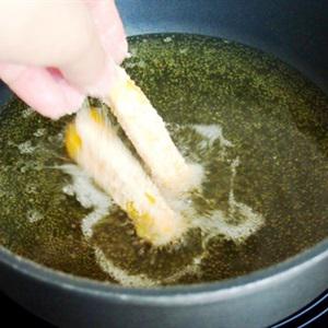 Cách làm bí đỏ chiên xù