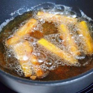 Cách làm bí đỏ chiên xù