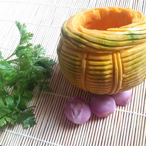 Cách làm bí đỏ dồn thịt hấp