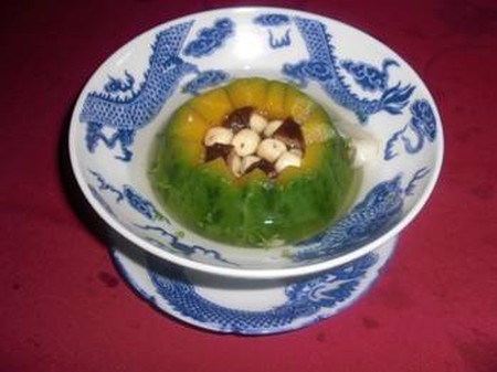 Bí đỏ hầm hạt sen