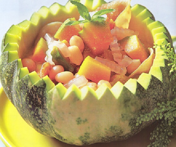 Bí đỏ hầm ngũ quả thơm ngọt cho ngày rằm