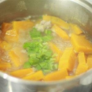 Cách làm bí đỏ nấu thịt bằm