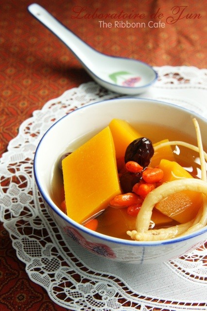 Bí đỏ tiềm đường phèn