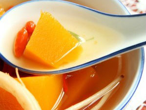 Bí đỏ tiềm đường phèn