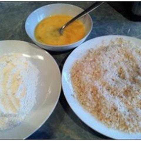 Cách làm bí ngòi chiên xù