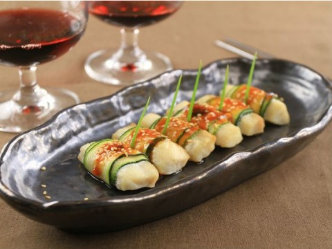 Bí ngòi cuộn phi-lê cá lóc nướng