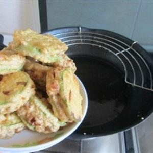 Cách làm bí ngòi kẹp thịt