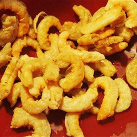 Cách làm bí ngòi xào tôm khô