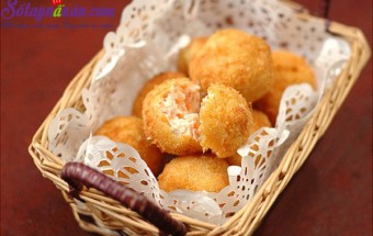 Bí quyết làm bánh gà chiên xù ăn cực giòn cực ngon