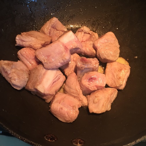 Bí quyết làm bánh gato thanh long không cần lò nướng chỉ trong 30 phút