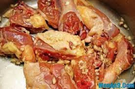 Bí quyết làm gà rang muối cả nhà mê tít