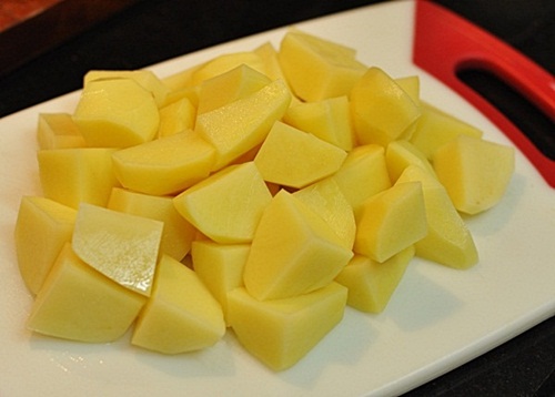 Bí quyết làm khoai tây nướng nguyên củ nhồi xúc xích béo ngậy, ăn 1 lại muốn ăn 10