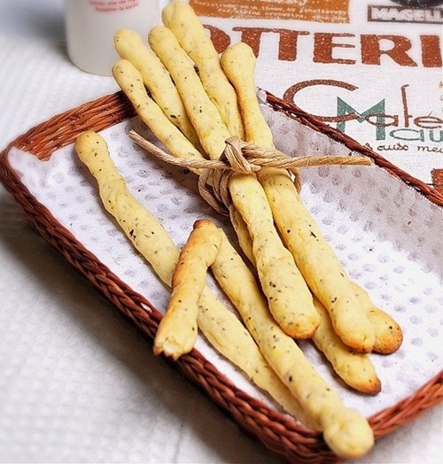 Bí quyết làm khoai tây nướng nguyên củ nhồi xúc xích béo ngậy, ăn 1 lại muốn ăn 10