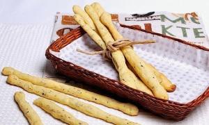 Bí quyết làm khoai tây nướng nguyên củ nhồi xúc xích béo ngậy, ăn 1 lại muốn ăn 10