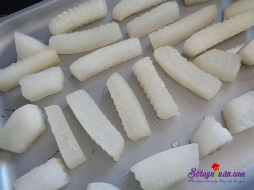 Bí quyết làm mứt bí đao thơm ngon hấp dẫn đón Tết