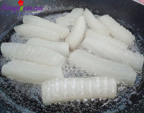 Bí quyết làm mứt bí đao thơm ngon hấp dẫn đón Tết