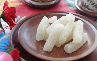 Bí quyết làm mứt bí đao thơm ngon hấp dẫn đón Tết