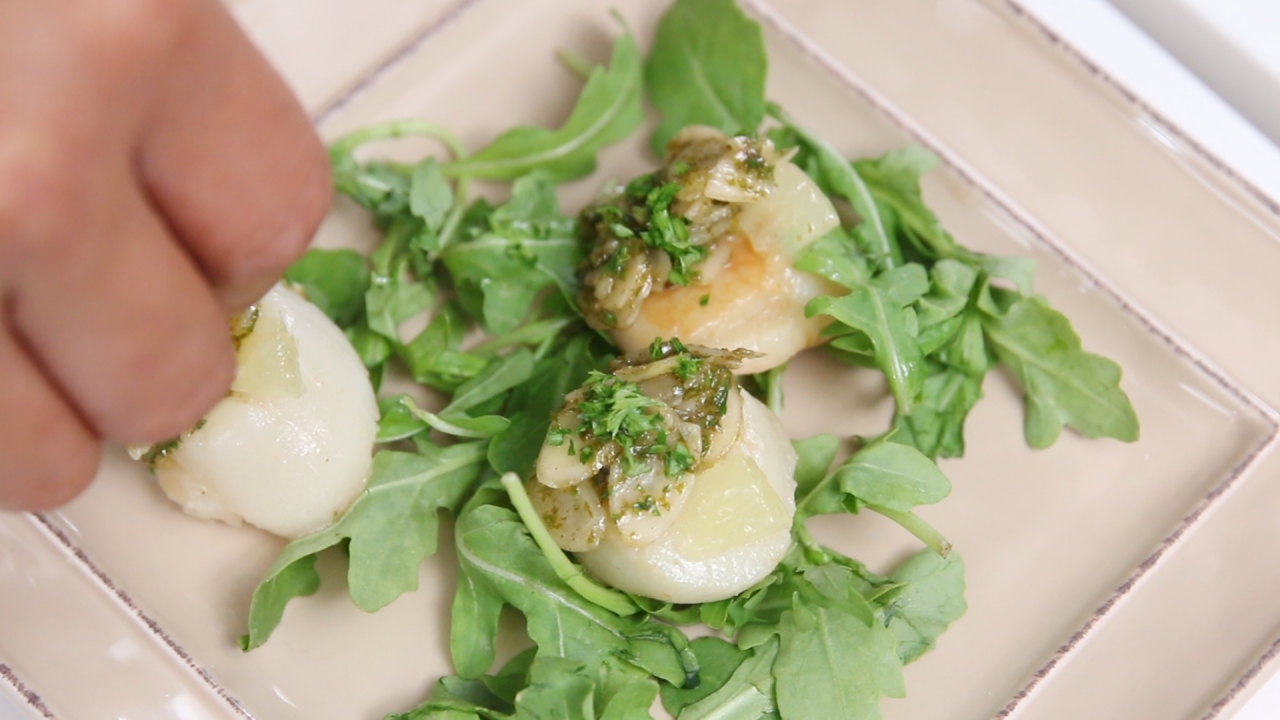 Bí quyết làm nem tai trộn thính cực ngon ngay tại nhà