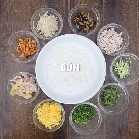 Bí quyết làm tai heo cuộn mộc nhĩ  giòn giòn lạ miệng, càng ăn càng mê