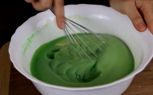 Bí quyết làm trứng muối ngon   đơn giản, chỉ sau 1 đêm là ăn được ngay