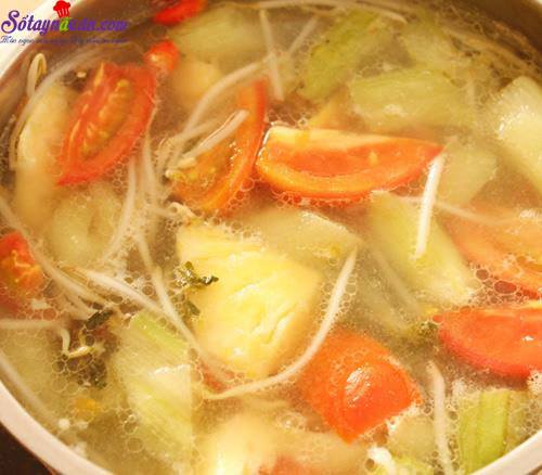 Bí quyết nấu canh chua cá lóc thơm ngon tròn vị