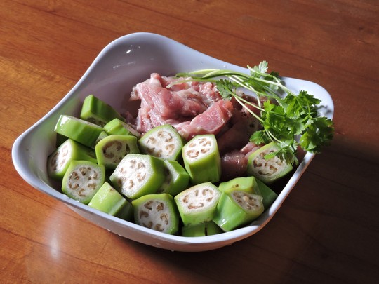 Bí quyết nấu canh chuối chát ngon của mẹ ngày cuối tuần