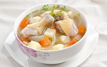 Bí quyết nấu canh gà khoai tây ngọt bùi tròn vị