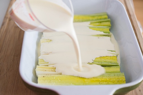 Bí quyết nấu soup đậu nành với nấm và rau cải