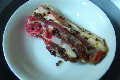 Bí quyết nướng gà thơm lừng, siêu ngon chỉ bằng nồi cơm điện