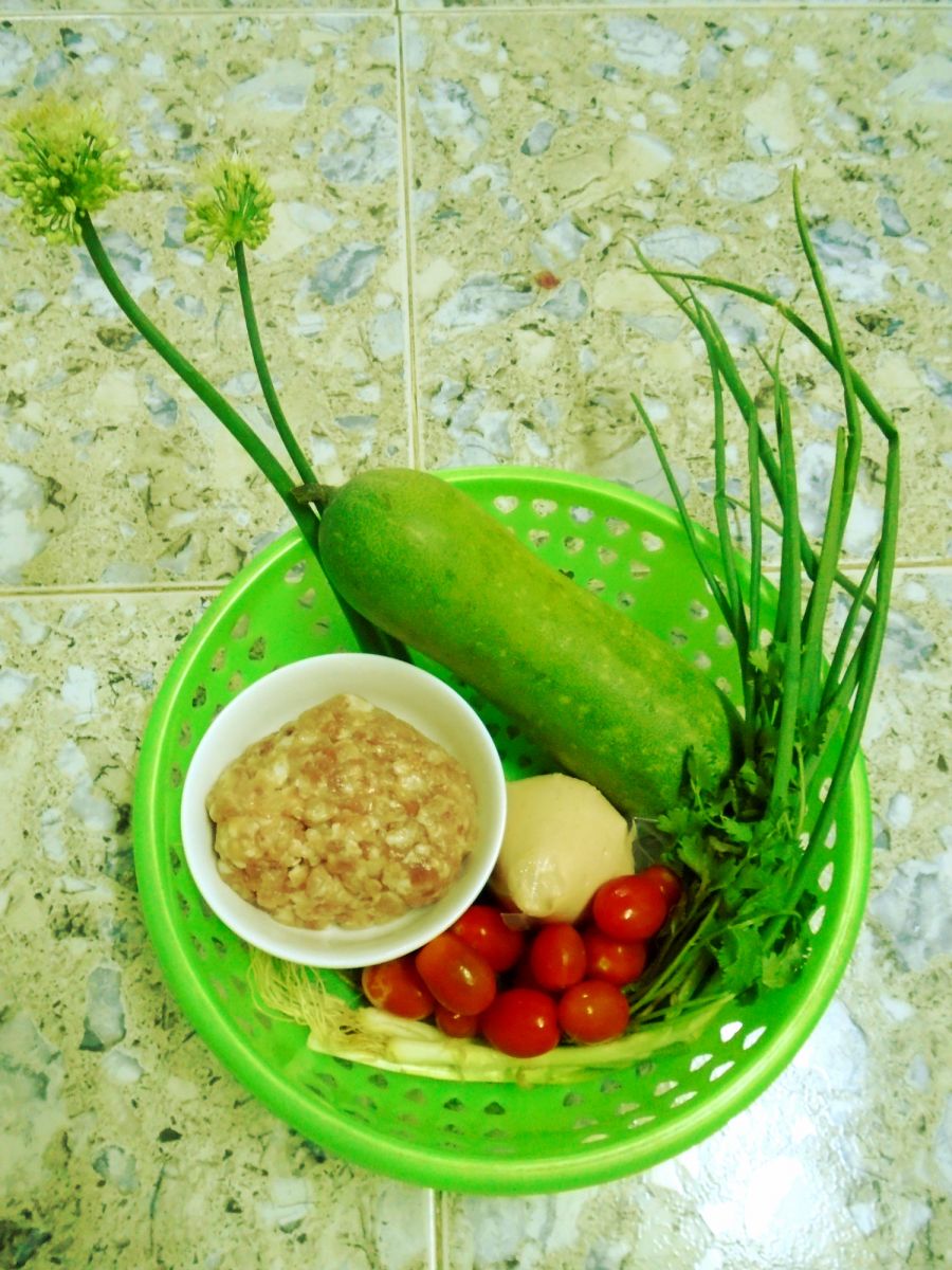 Bí xanh dồn thịt