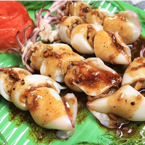 Biến tấu món sườn xào chua ngọt quen thuộc với sốt me ngon "rớt nước mắt"