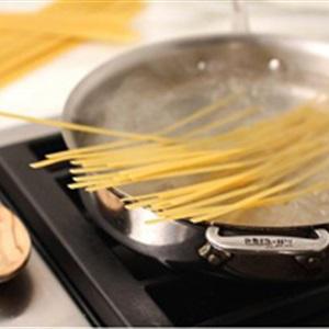 Cách làm bim bim mì que