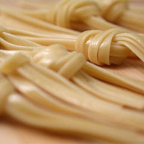 Cách làm bim bim mì que