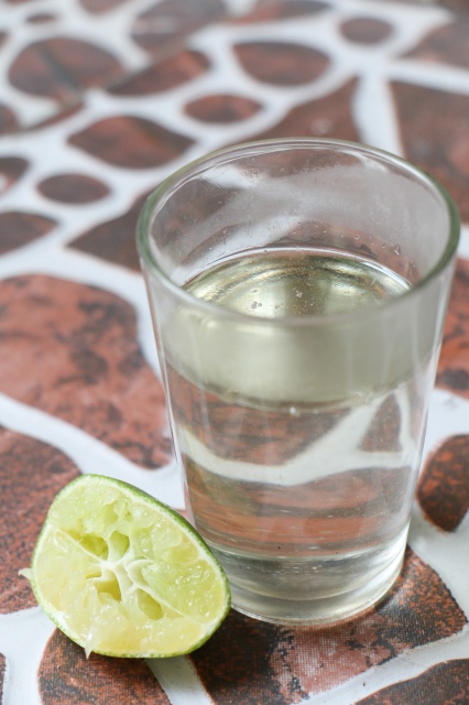 Bò bít-tết măng tây cháy tỏi