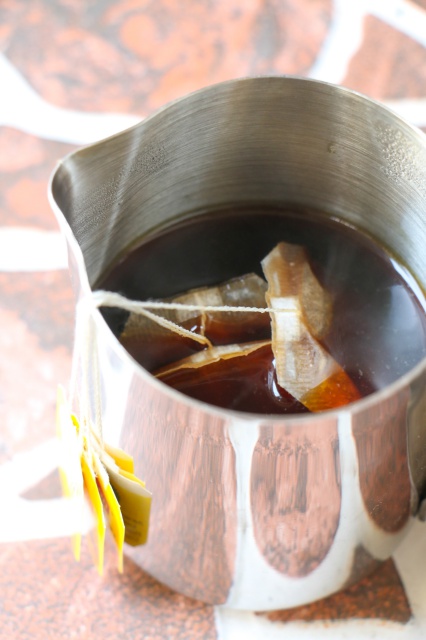 Bò bít-tết măng tây cháy tỏi