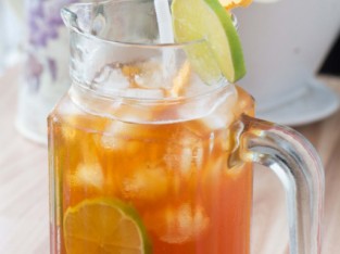 Bò bít-tết măng tây cháy tỏi