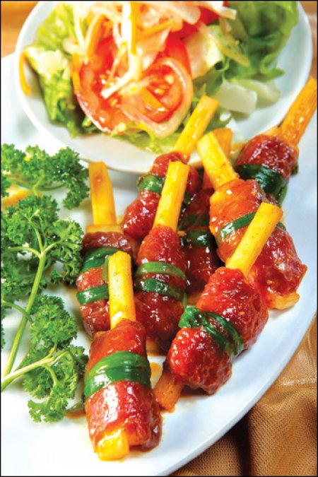 Bò cuộn mía nướng