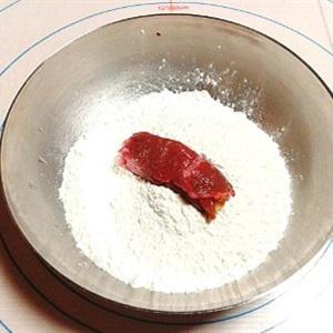 Cách làm bò cuộn phô mai chiên xù