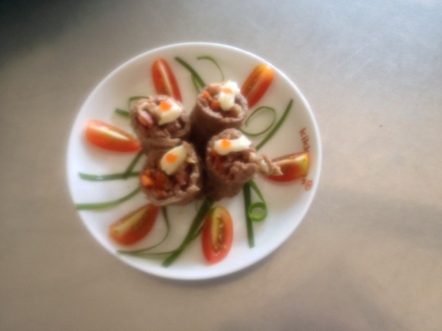 Bò cuộn thịt xông khói